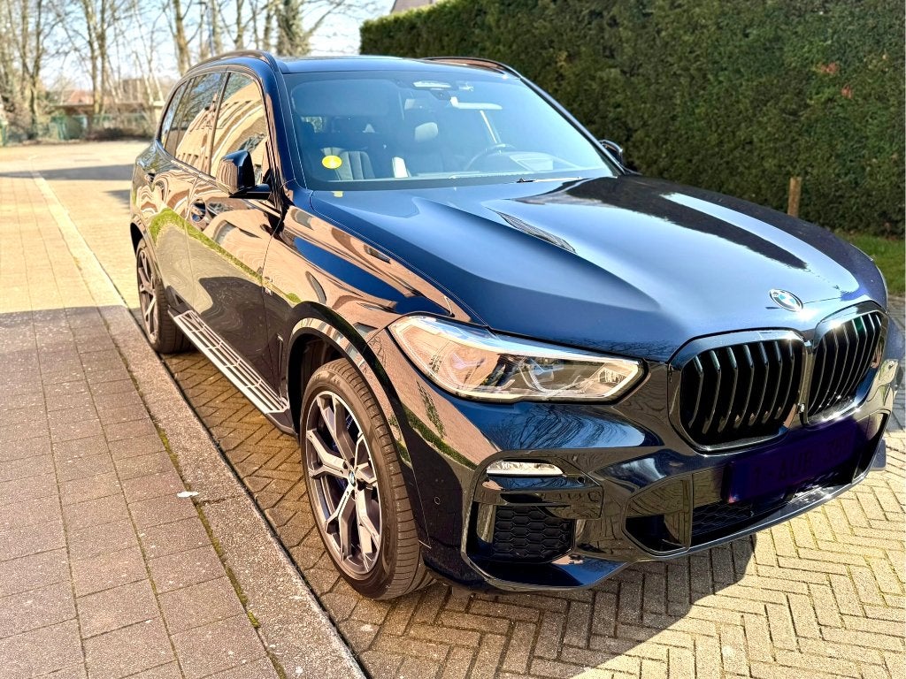 BMW X5 M40d 30d laser softclose pano h&k Msport trekhaak, Auto's, Automaat, Dealer onderhouden, Zwart, Leder