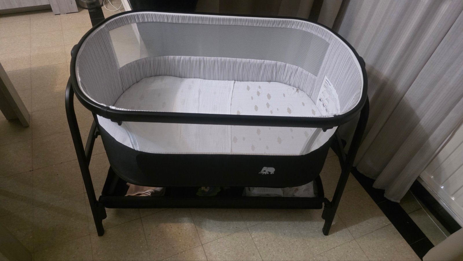 Deryan Dreamy Co Sleeper – Zwart – In uitstekende staat!, Kinderen en Baby's, Babywiegjes en Ledikanten, Ophalen, Zo goed als nieuw