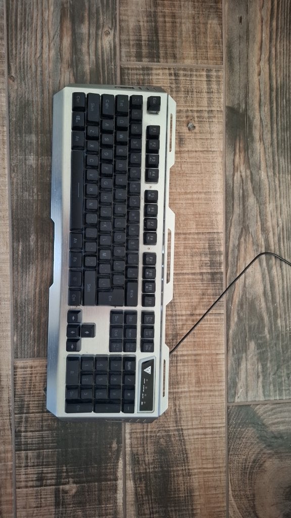 Gamedias Gaming Keyboard met RGB, Electroménager, Enlèvement, Utilisé