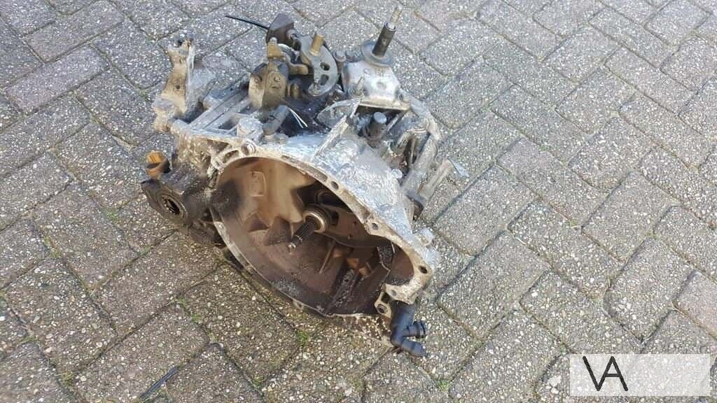 Versnellingsbak Peugeot 406 en 607 2.2 benzine 20LM20 €100, Auto-onderdelen, Gebruikt, -, -, Ophalen of Verzenden