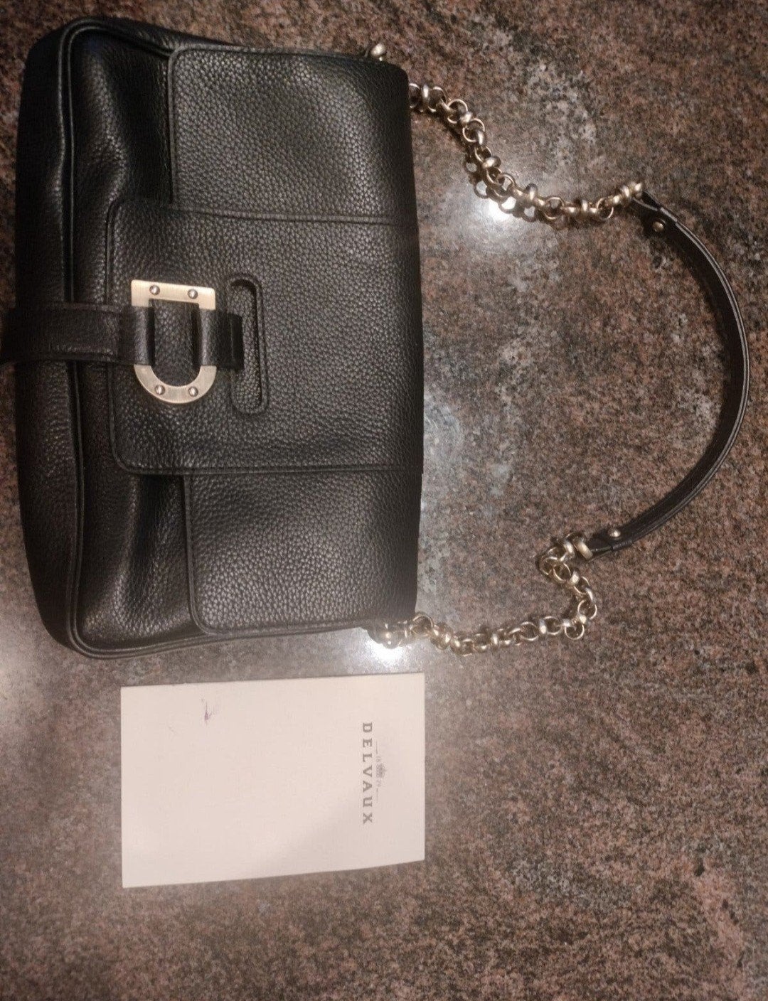Delvaux, Enlèvement, Utilisé