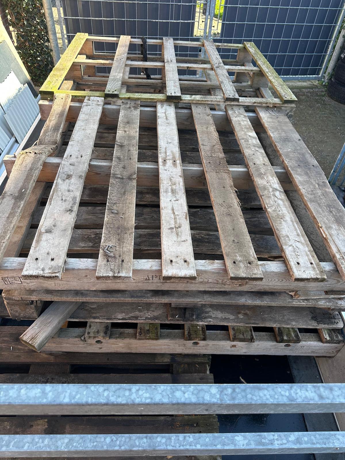 Gratis stook pallets, Doe-het-zelf en Bouw, Ophalen, Gebruikt, Vuren, Pallet