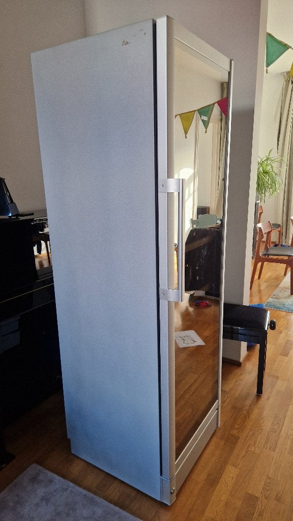 Frigo vin, Electroménager, Réfrigérateurs & Frigos, 160 cm ou plus, Sans bac à congélation, Enlèvement, Utilisé