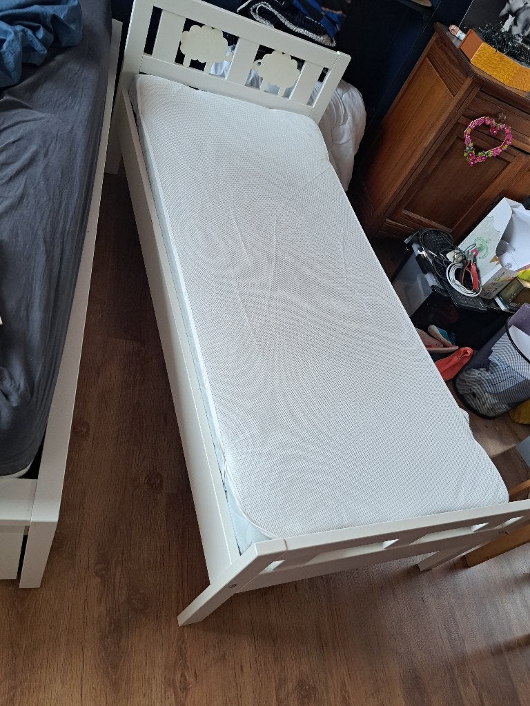 Kleuterbed met matrad, Kinderen en Baby's, Gebruikt, 70 tot 85 cm, 140 tot 160 cm, Ophalen