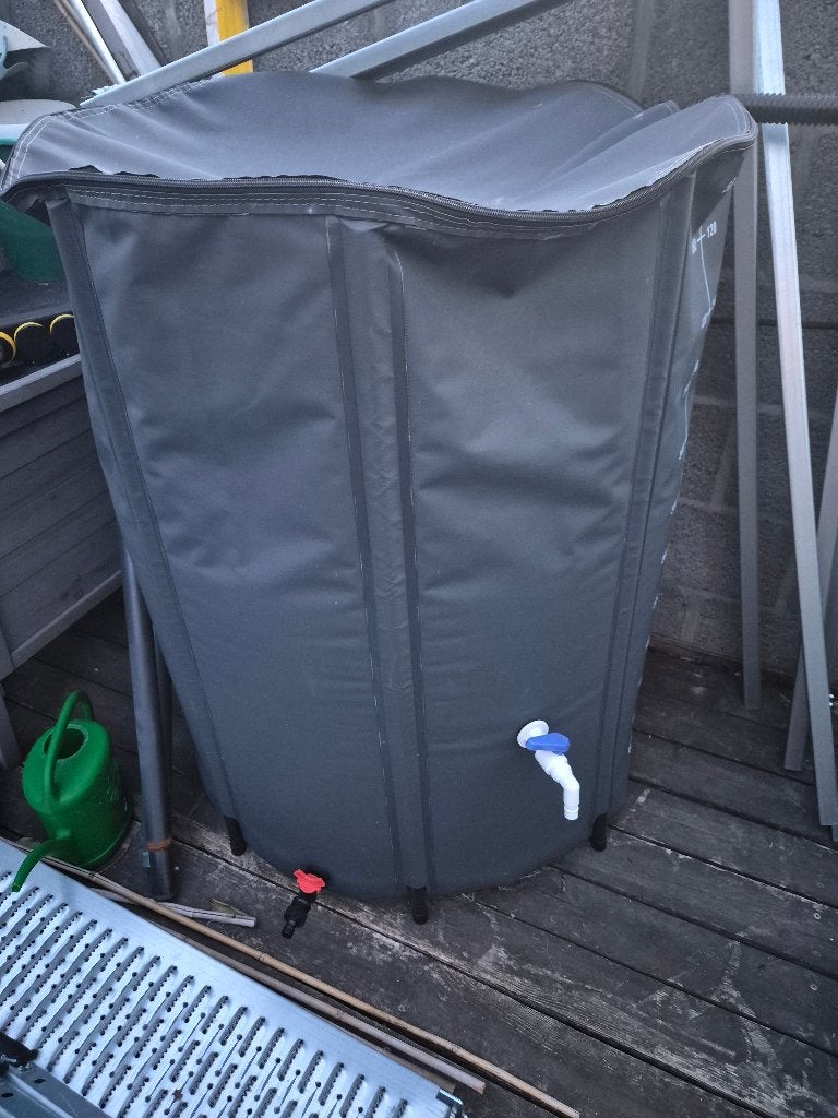 Récupérateur d eaux, 150 litres ou plus, Synthétique, Enlèvement, Utilisé