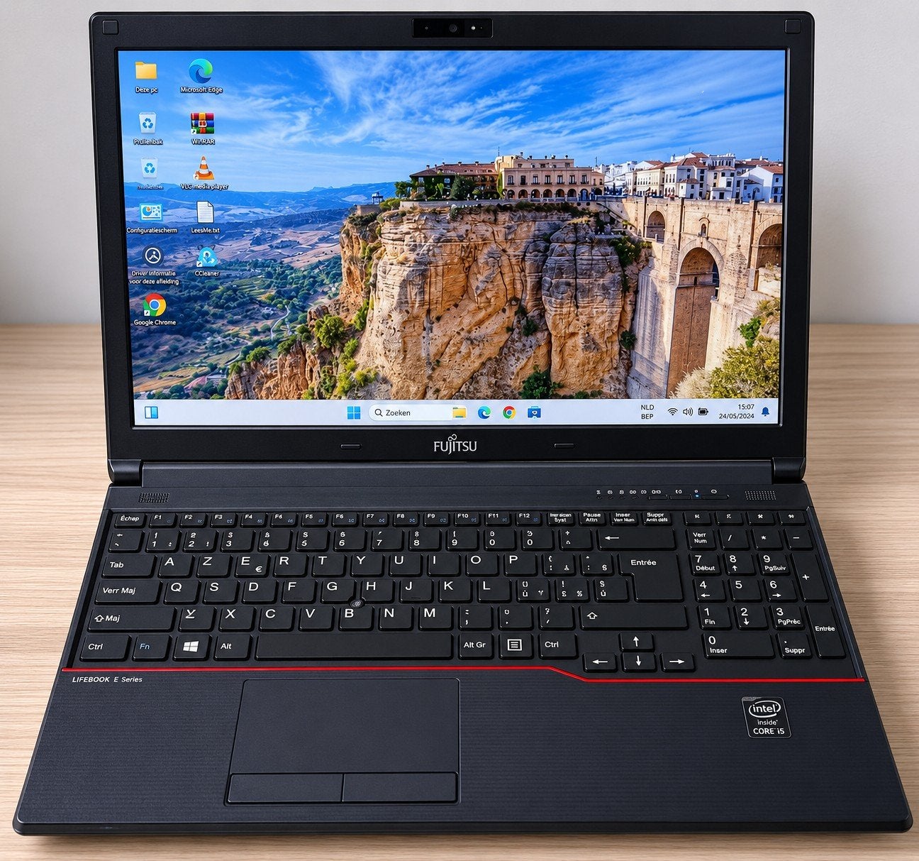Fujitsu 15 inch i5 laptop met 16GB ram, SSD, windows 11, Informatique & Logiciels, Ordinateurs & Logiciels Autre, Enlèvement