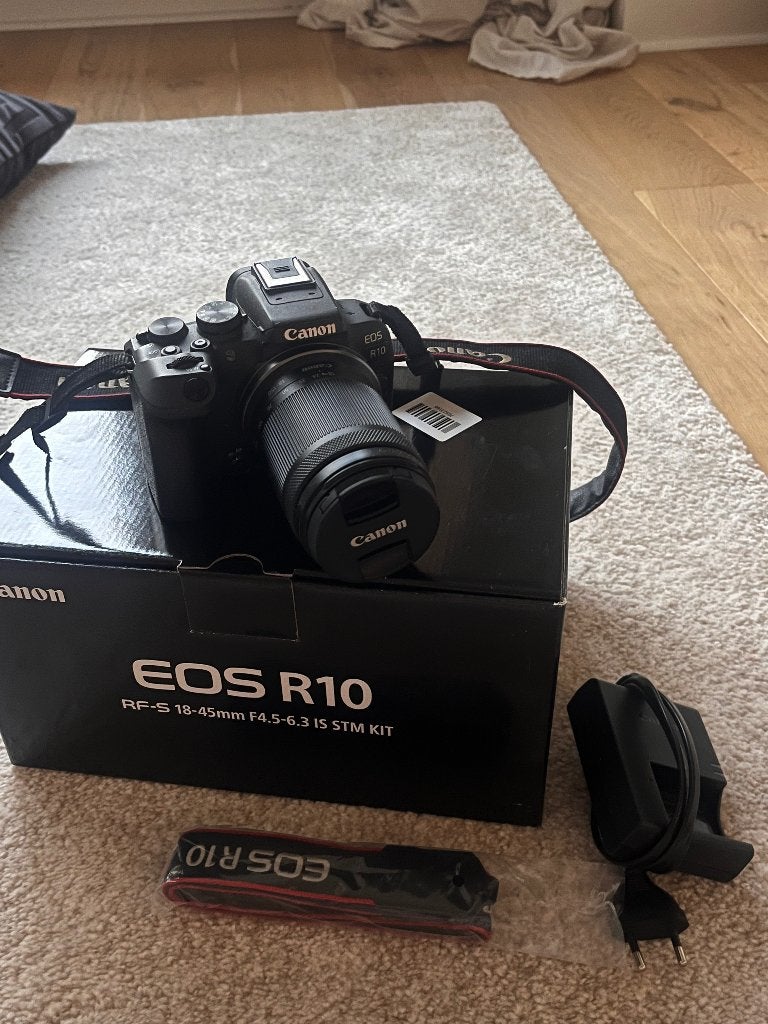 Canon EOS R10 + RF-S 18-150mm, Ophalen, Canon, Zo goed als nieuw, 24 megapixels