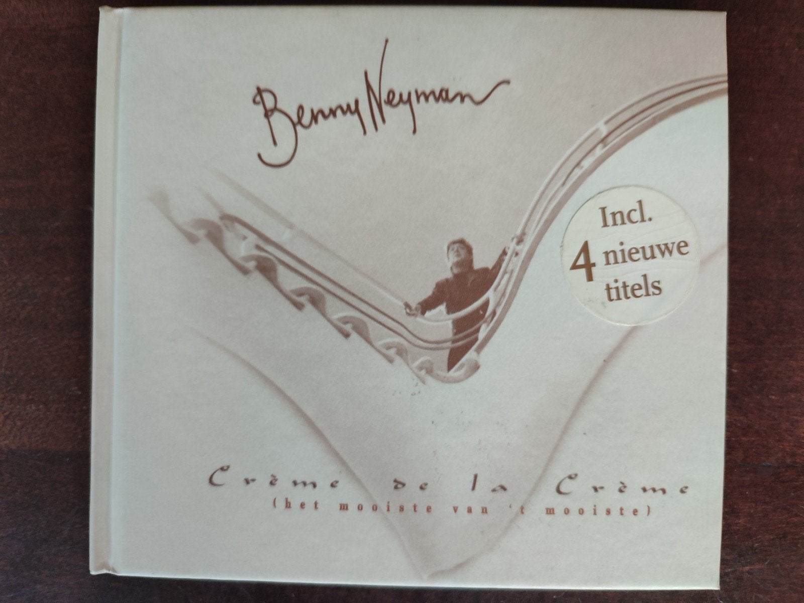 CD : BENNY NEYMAN - CRÈME DE LA CRÈME  Gelimiteerde oplage, Cd's en Dvd's, Ophalen of Verzenden, Zo goed als nieuw, Levenslied of Smartlap