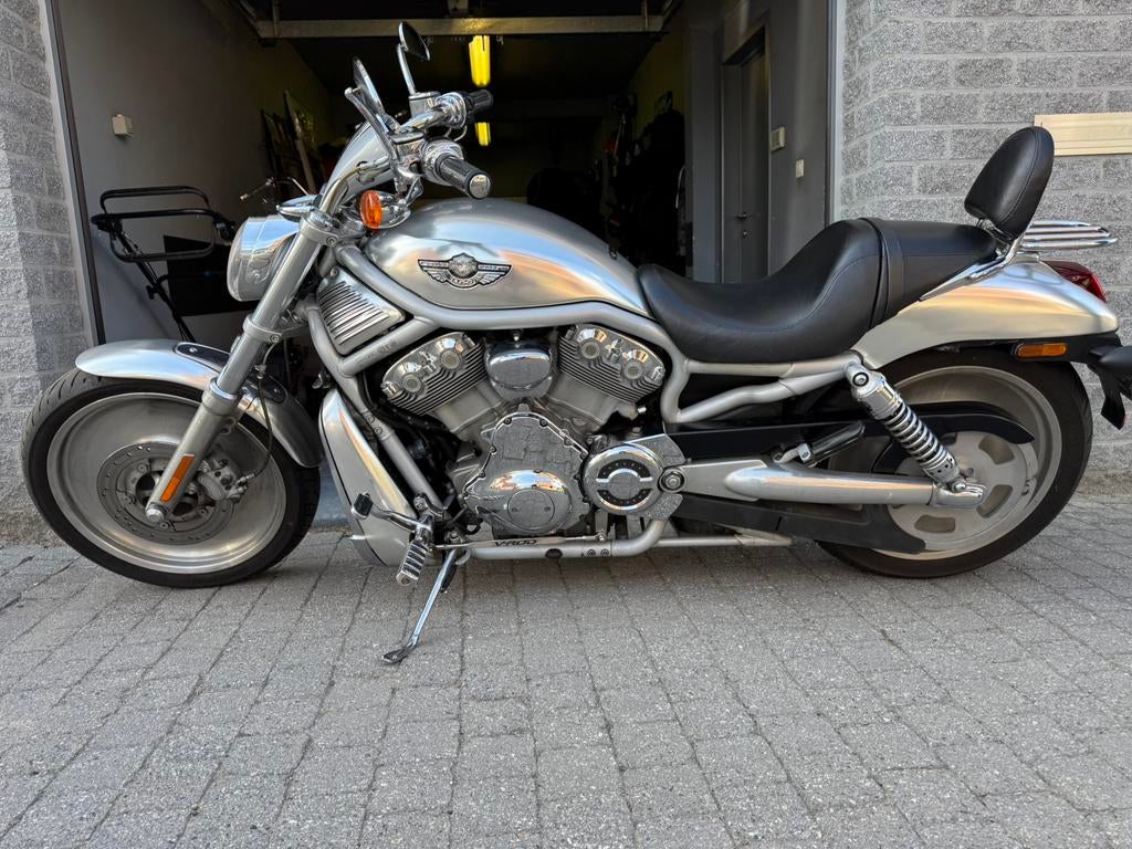 Harley-Davidson V-rod 100th anniversary, Motoren, Motoren | Harley-Davidson, Motorrijbewijs A, 1130 cc, Particulier, Meer dan 35 kW