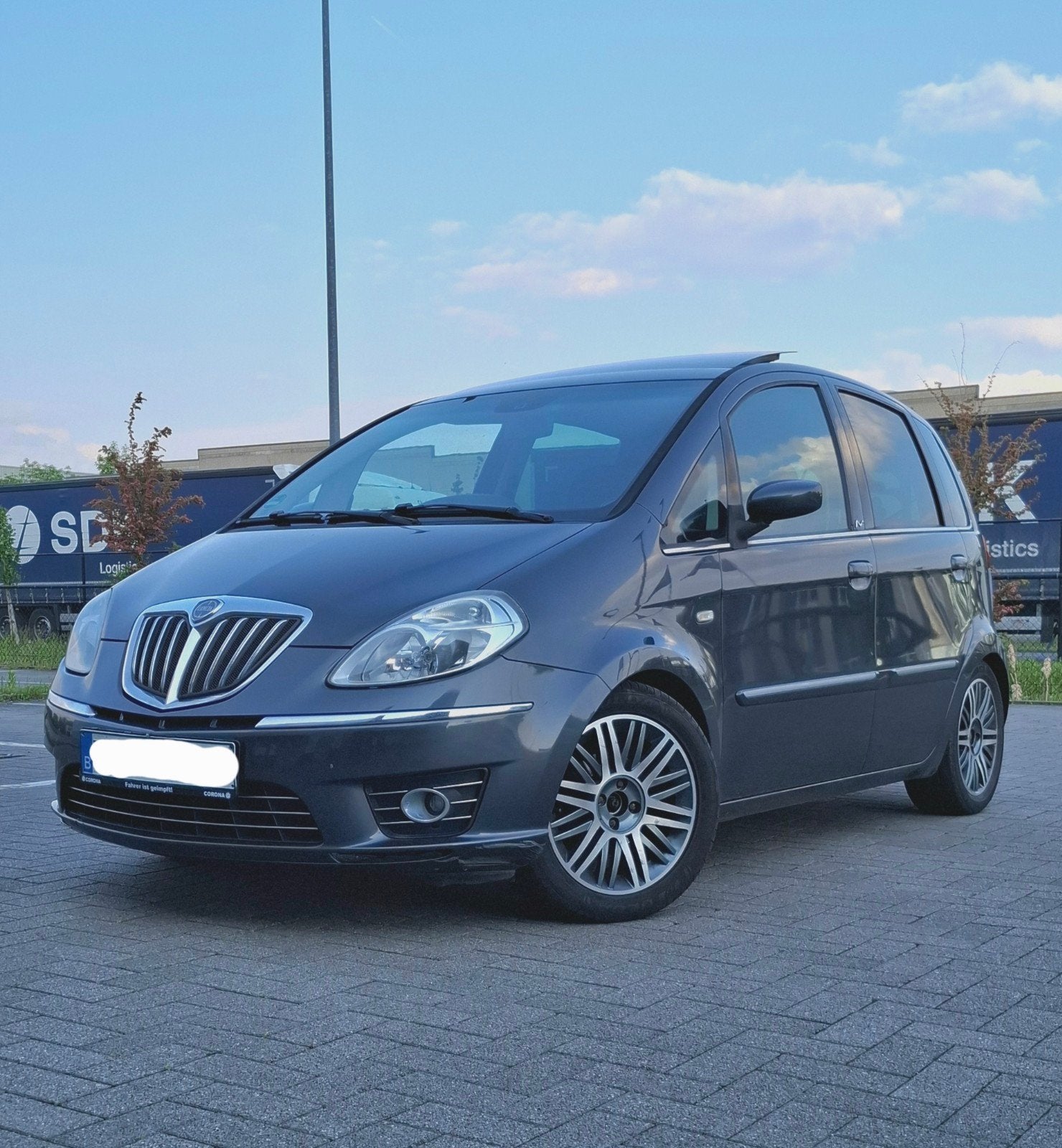 Automaat Lancia Musa (Fiat) benzine 2008, Auto's, Lancia, Automaat, 4 cilinders, 5 zetels, Particulier