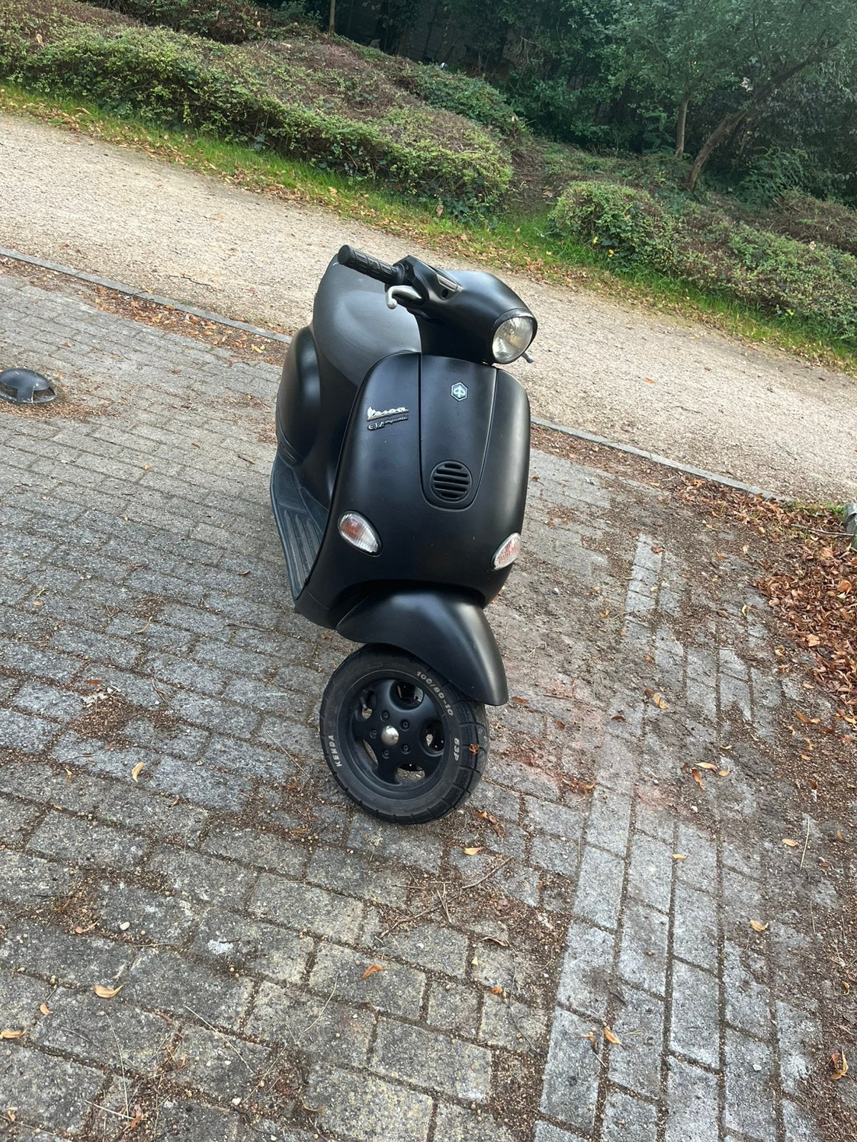 Vespa et2, Vélos & Vélomoteurs, Autres modèles, Comme neuf, Classe B (45 km/h), Enlèvement