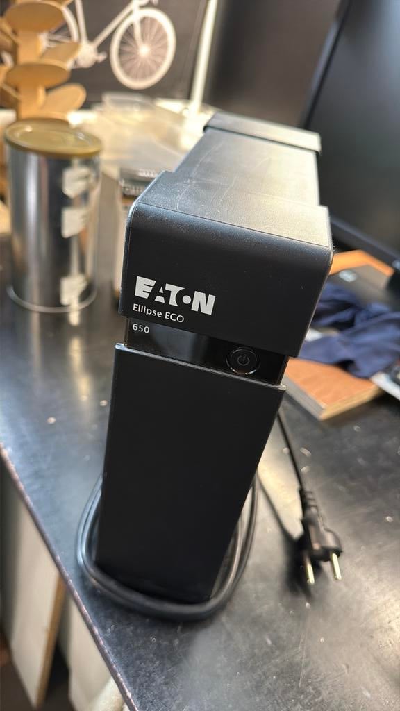 Eaton Ellipse Eco 650, Informatique & Logiciels, Alimentations de secours (UPS), Enlèvement, Utilisé