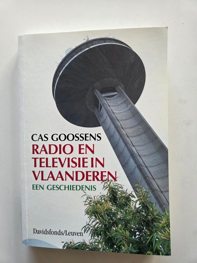 Geschiedenis Radio en TV Vlaanderen, Ophalen of Verzenden, Zo goed als nieuw
