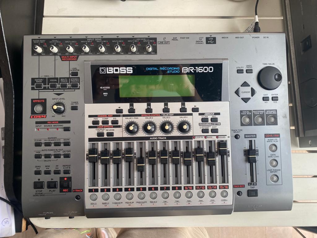 Boss Br 1600, Muziek en Instrumenten, Mengpanelen, Ophalen of Verzenden, Gebruikt, 10 tot 20 kanalen, Microfooningang