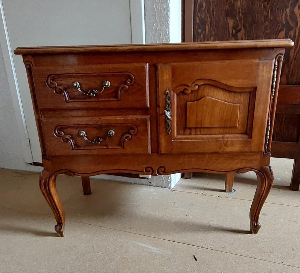 Massief eiken handgemaakt kastje, Ophalen