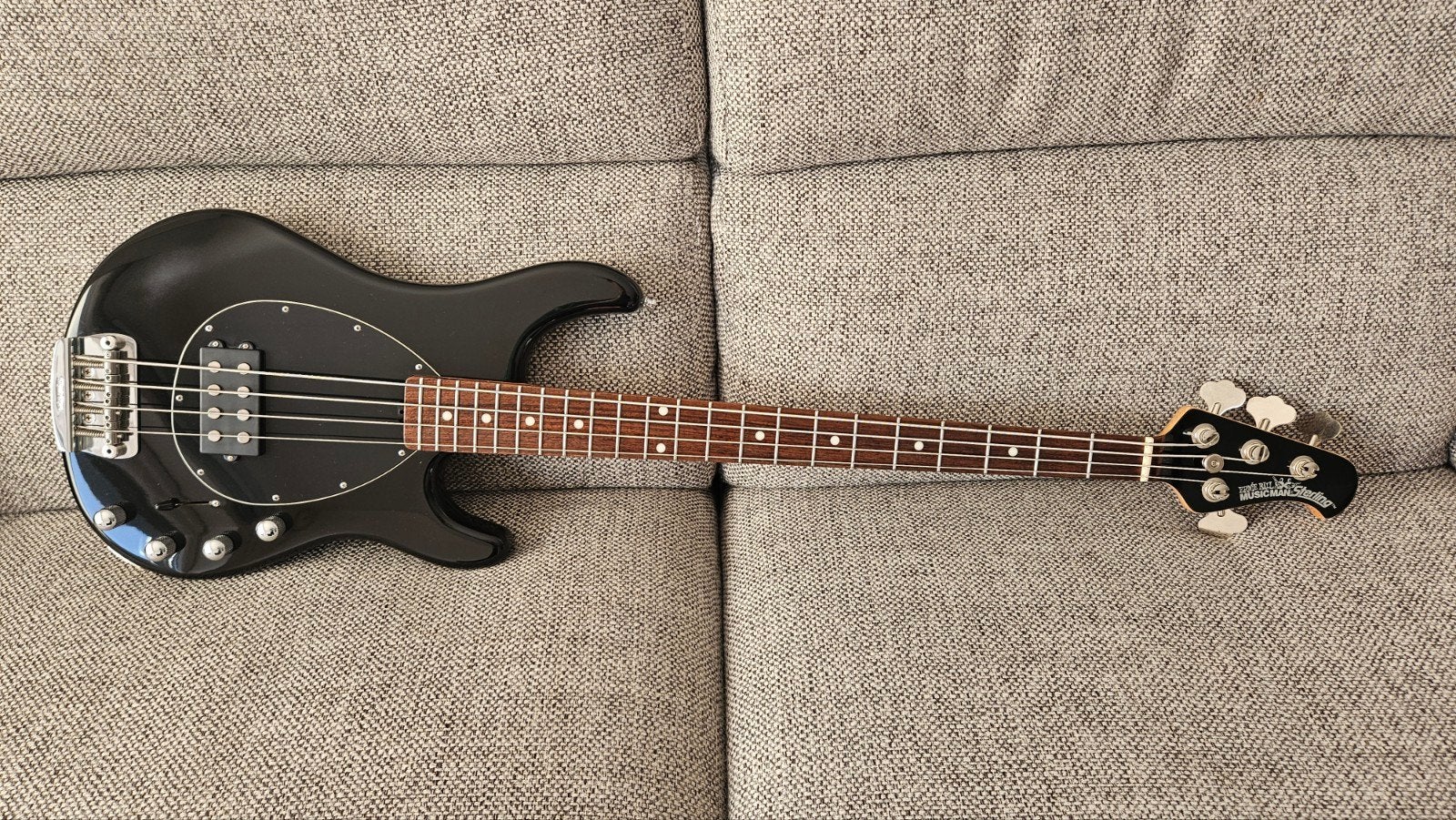 Musicman Sterling US (2009), Muziek en Instrumenten, Ophalen of Verzenden