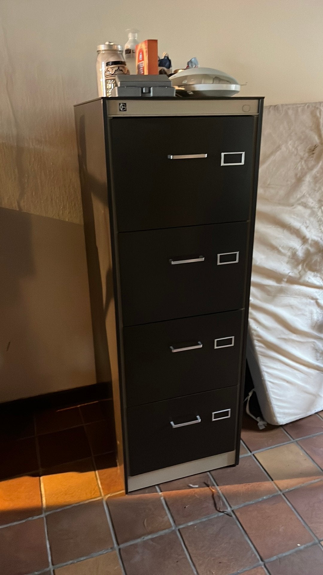 classeur en métal noir, Comme neuf, Enlèvement, 100 à 150 cm, Métal