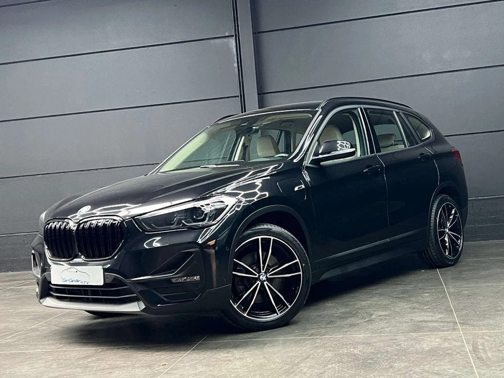 BMW X1 xDrive25e Hybride / FULL option / 2022 (bj 2022), Auto's, 169 kW, Skiluik, Zwart, Leder