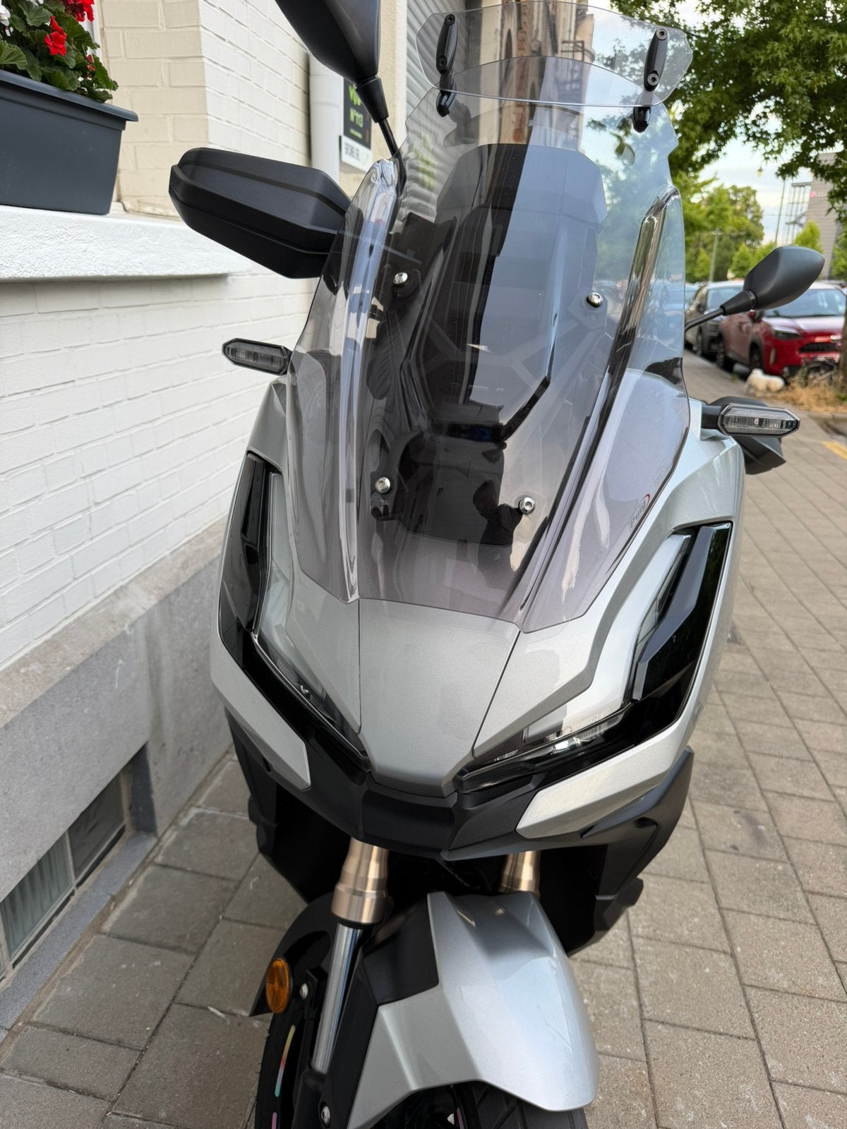 Honda Adv 350, Motos, Particulier