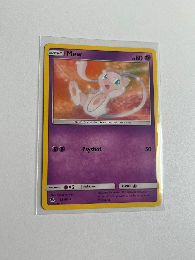 Mew 32/68 Rare Hidden Fates - Pokemon Kaart, Ophalen, Zo goed als nieuw, Losse kaart