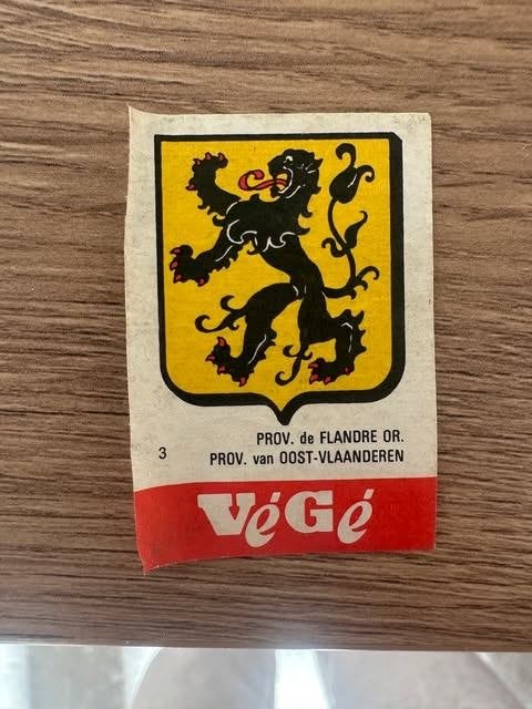Etiquette de boîte d'allumettes Végé Ostende, Boîtes ou marques d'allumettes, Enlèvement ou Envoi, Utilisé, Info@vgeleu.ck