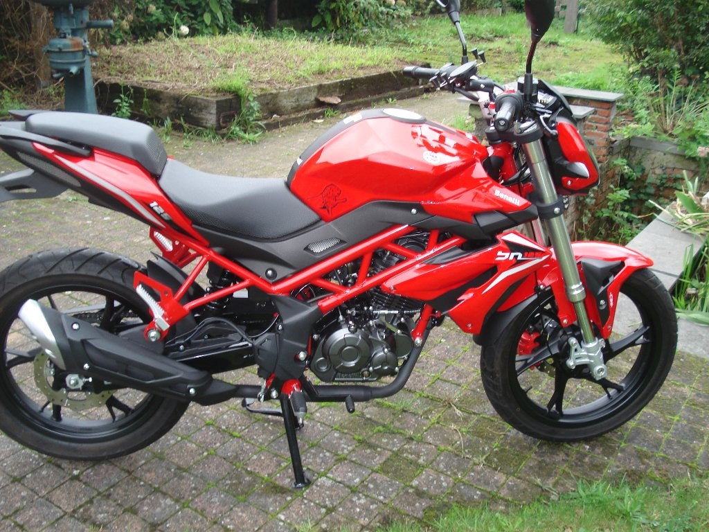 benelli bn125 in perfecte staat, Occasion, Permis Moto A1 minimum, Particulier, 1 cylindre