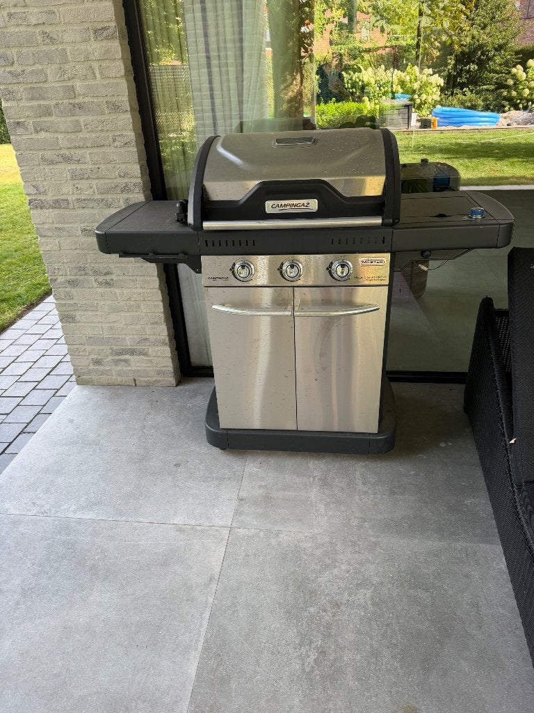 BBQ, Enlèvement, Utilisé