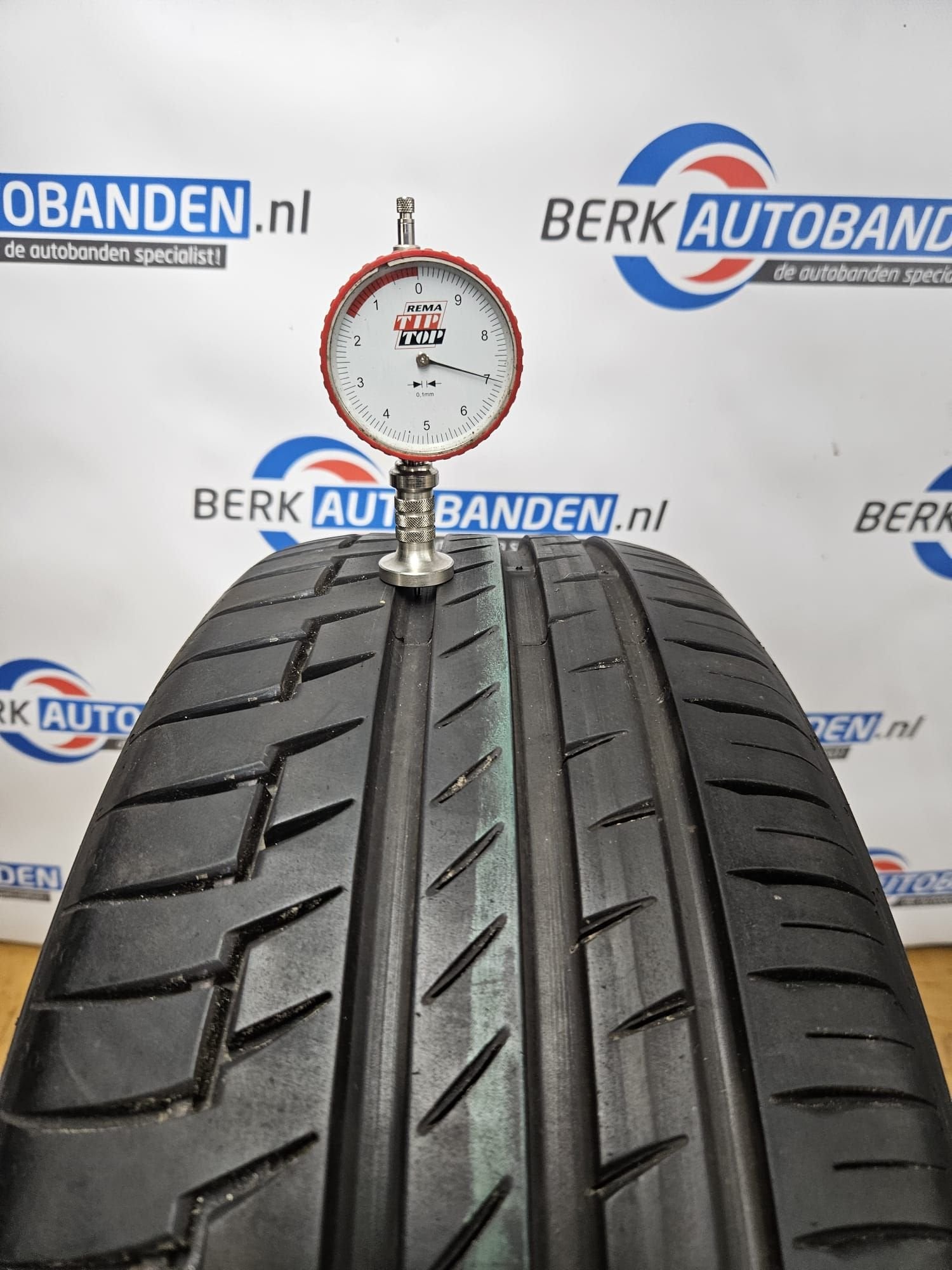 2x Continental Premiumcontact 6 205/50 R17 89V 205/50/17 205, Auto-onderdelen, Banden en Velgen, Gebruikt, -, -, 17 inch