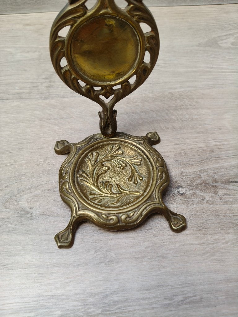 Pose montre, Envoi