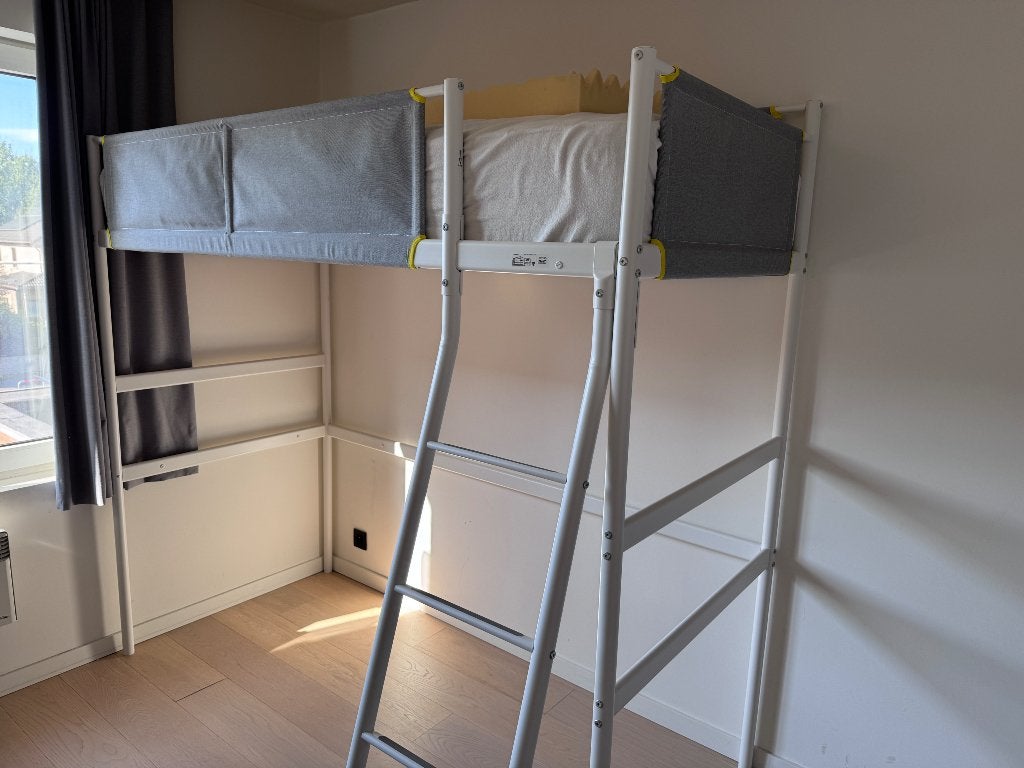 IKEA VITVAL hoogslaper 90x200, Huis en Inrichting, 90 cm, Eenpersoons, Wit, Nieuw