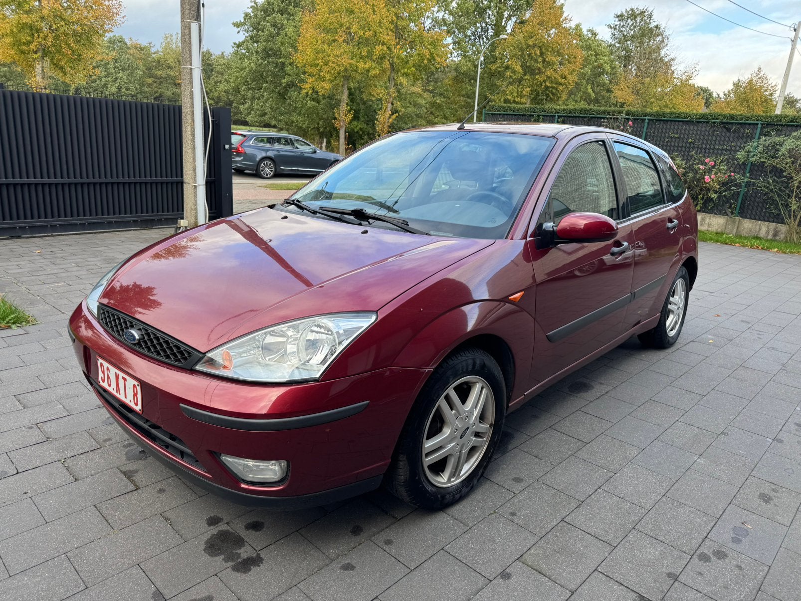 Ford focus 1.6 benzine euro4 km 189.450 wordt gekeurd, Autos, Achat, Entreprise, Noir, 5 portes