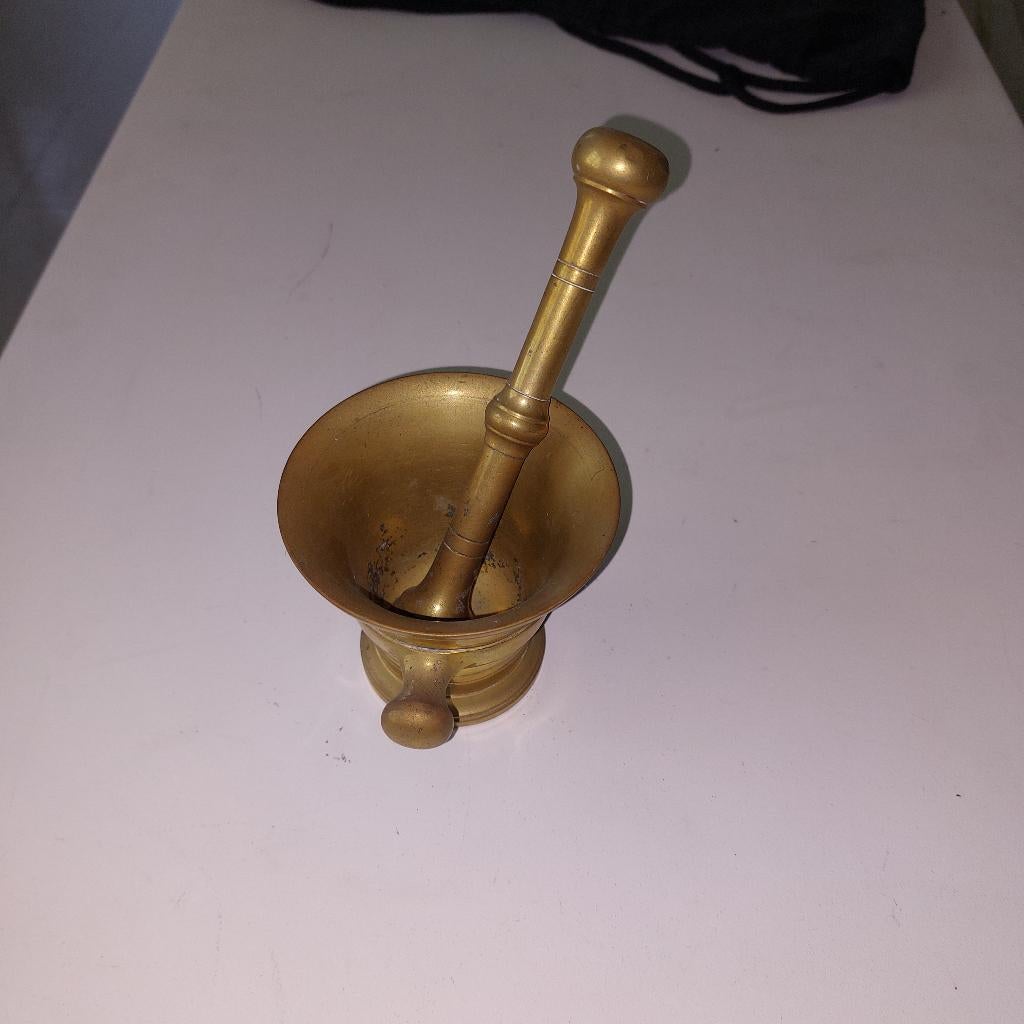 oude bronzen vijzel, Ophalen, Brons