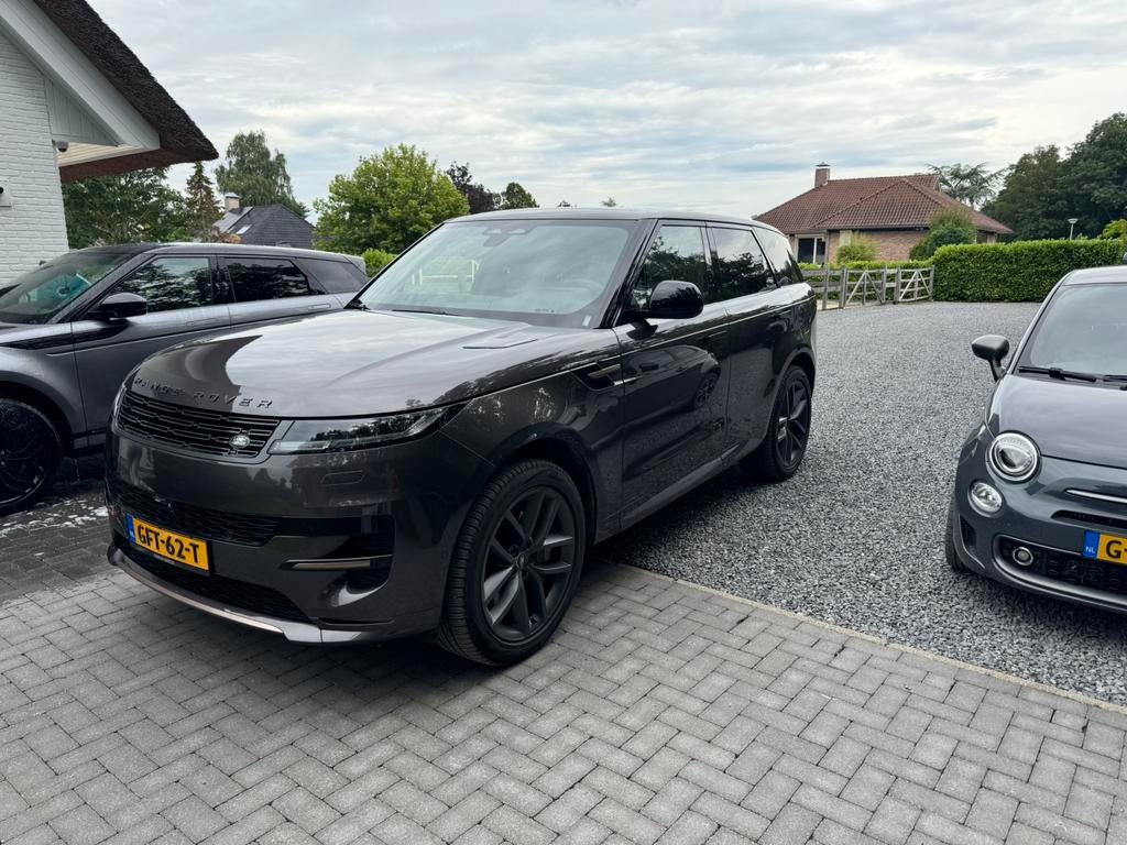 Range Rover Sport P440e SE Dynamic btw auto Export, Auto's, Land Rover, Automaat, Euro 6, Bruin, Overige kleuren