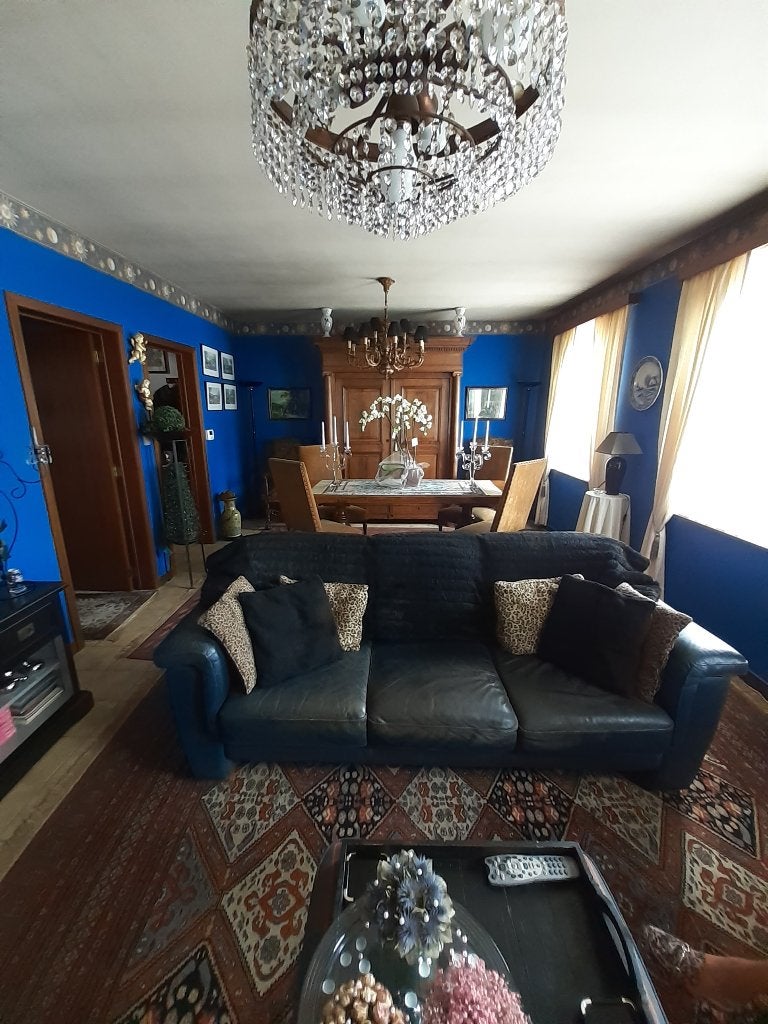 kast, tafel en stoelen, Antiek en Kunst, Ophalen