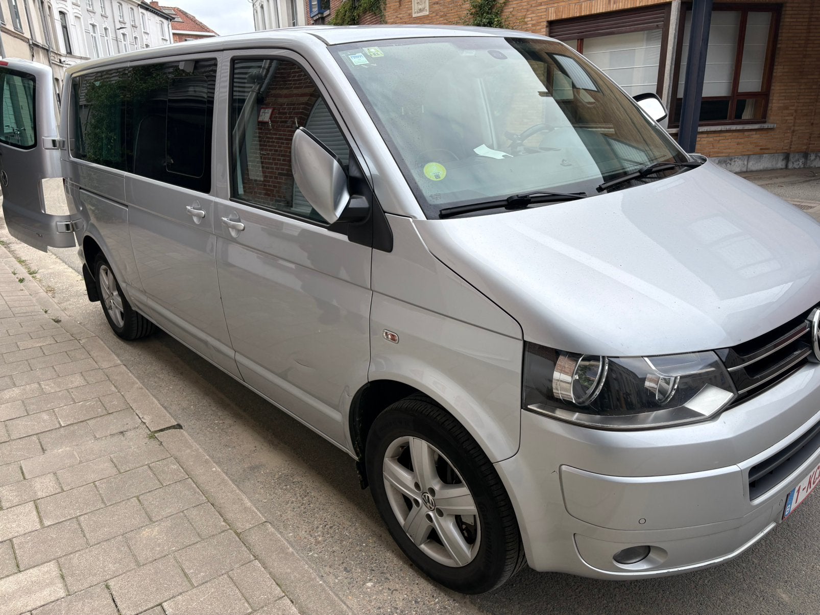 VW Caravelle TDI, Autos, Achat, Entretenue par le concessionnaire, 5 portes, Diesel