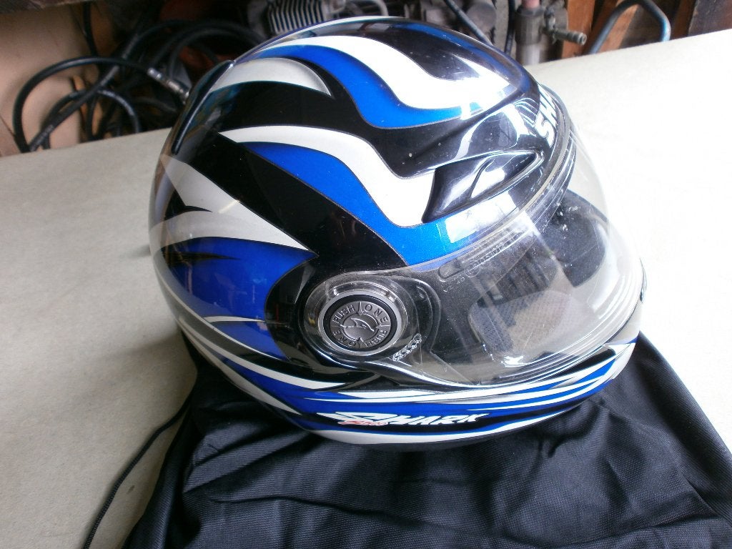 1 casque intégral Shark état correct taille XS, Motos, XS, Femmes, Seconde main, Enlèvement ou Envoi