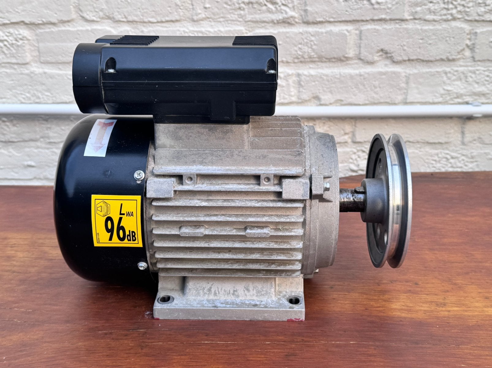 Defecte FSD/Nuair elektromotor 3 PK / 2,2 kW + condensatoren, Doe-het-zelf en Bouw, Ophalen of Verzenden, Gebruikt