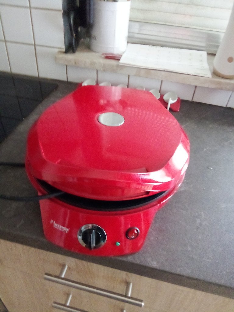 Machine a cuire les pizza et autres, Enlèvement, Comme neuf, Bestron