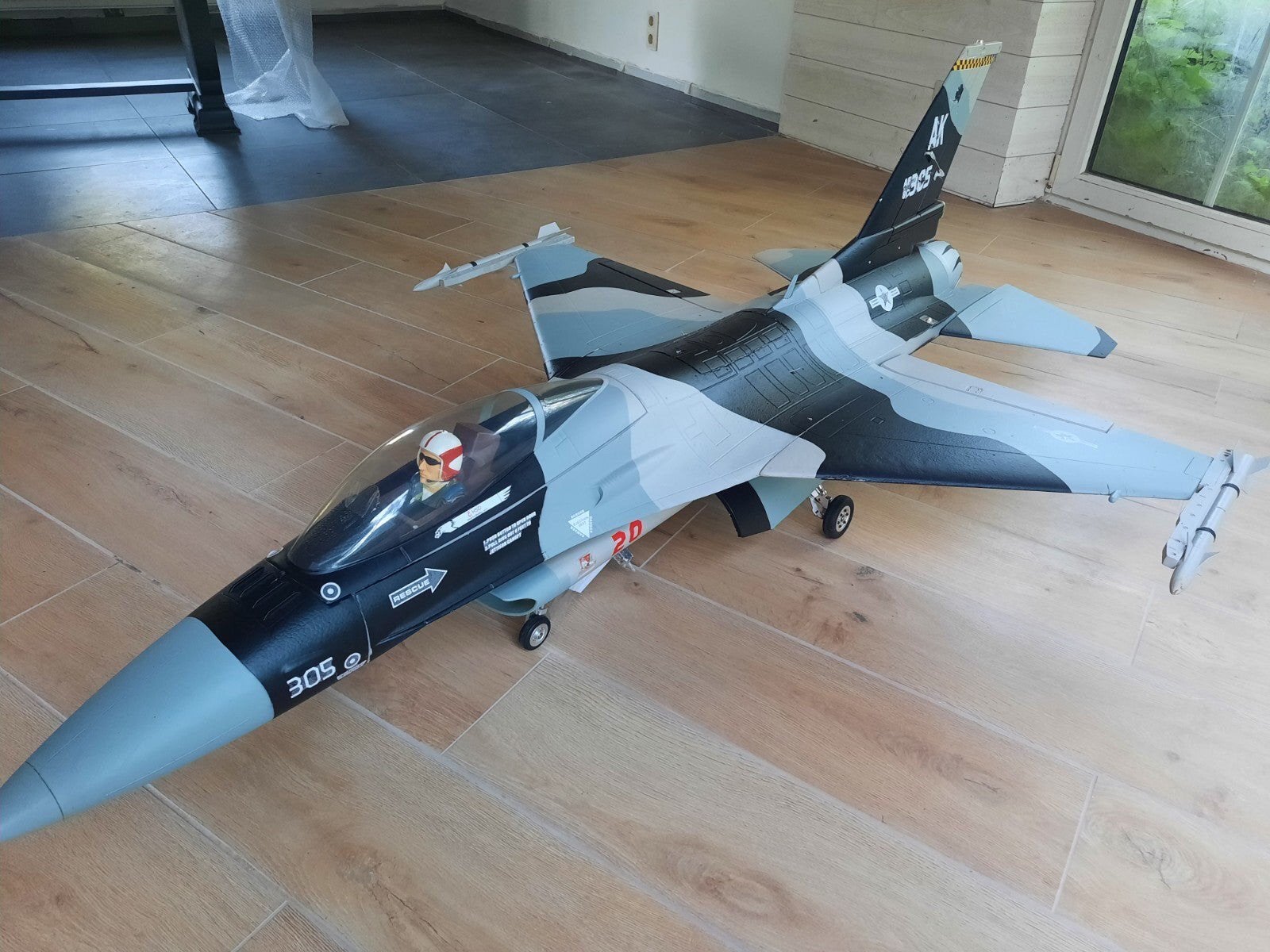 HSD F-16 Camo 105mm 12S, Hobby en Vrije tijd, Ophalen