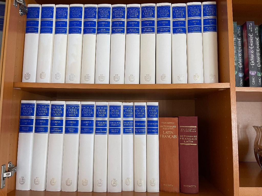 Encyclopédie Universalis en Français, Livres, Encyclopédies, Série complète, Enlèvement, Général, Comme neuf