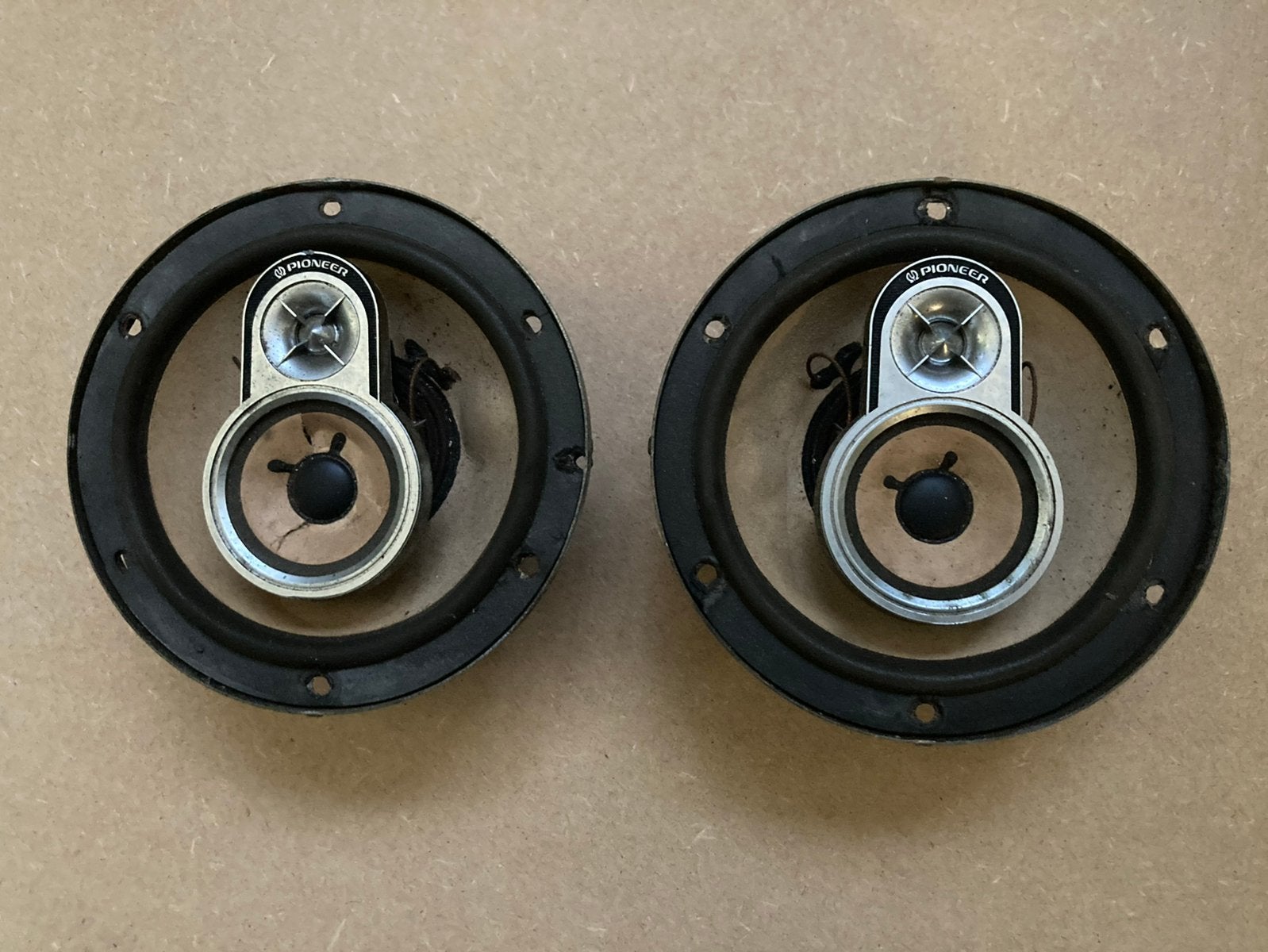 Baffles Pioneer TS-168 pour Porsche 924 / VW, Enlèvement ou Envoi, Comme neuf
