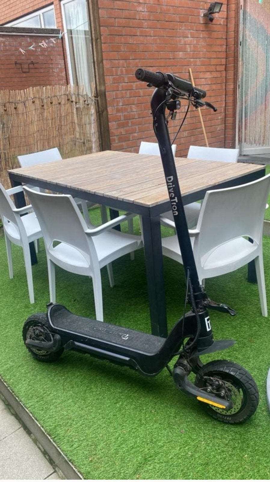Elektronische step, Fietsen en Brommers, Ophalen of Verzenden, Zo goed als nieuw