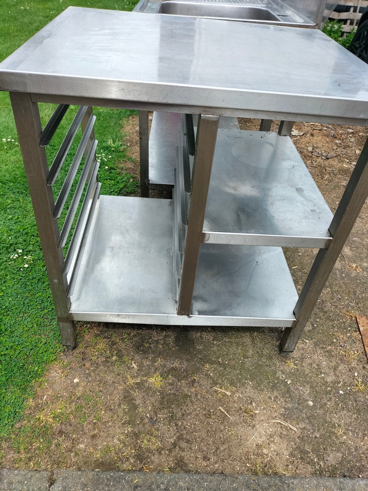 Inox werktafel/ondertafel, Ophalen