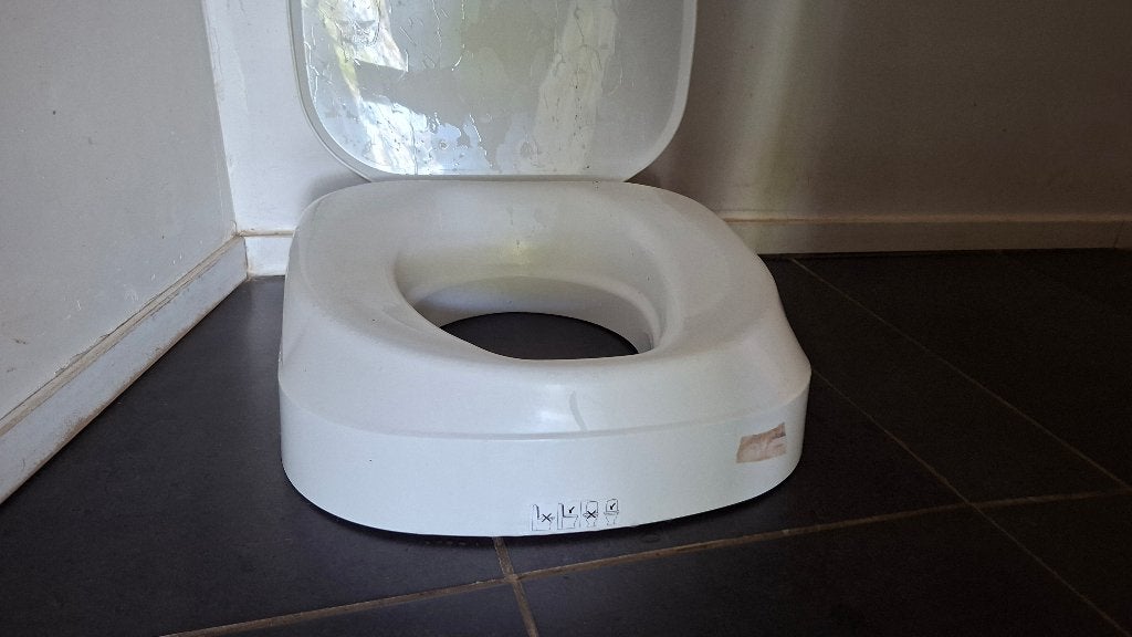 Verhoogde wc-bril, Ophalen, Zo goed als nieuw, Toilet