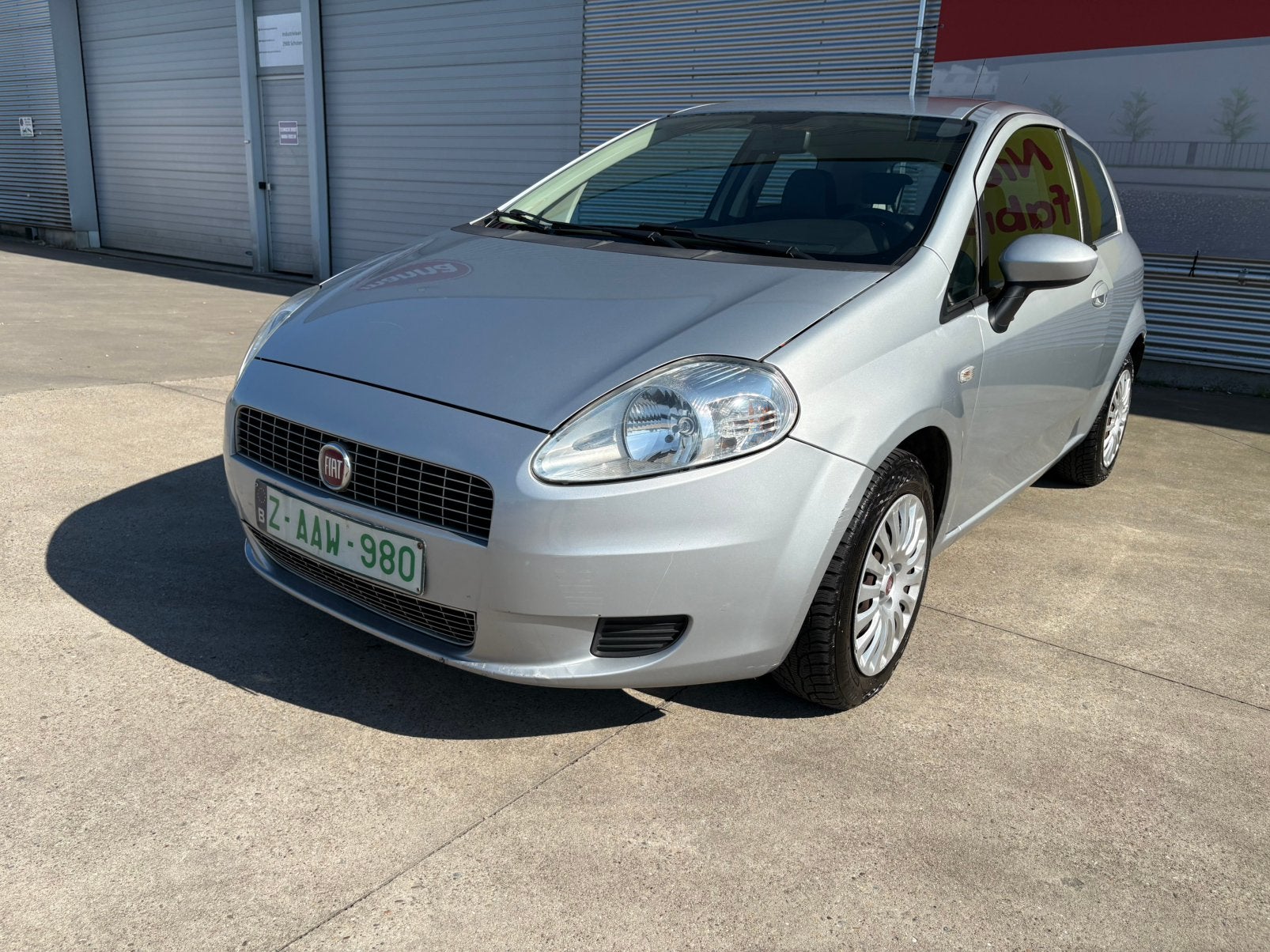 Fiat Punto 1.2 i gekeurd !, Autos, Fiat, Argent ou Gris, Achat, Boîte manuelle, 48 kW