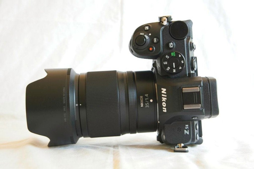 Nikon Z5II als nieuw;2300 kliks;garantie;35mm f1.4, TV, Hi-fi & Vidéo, Appareils photo numériques, Enlèvement ou Envoi, Moins de 4 fois