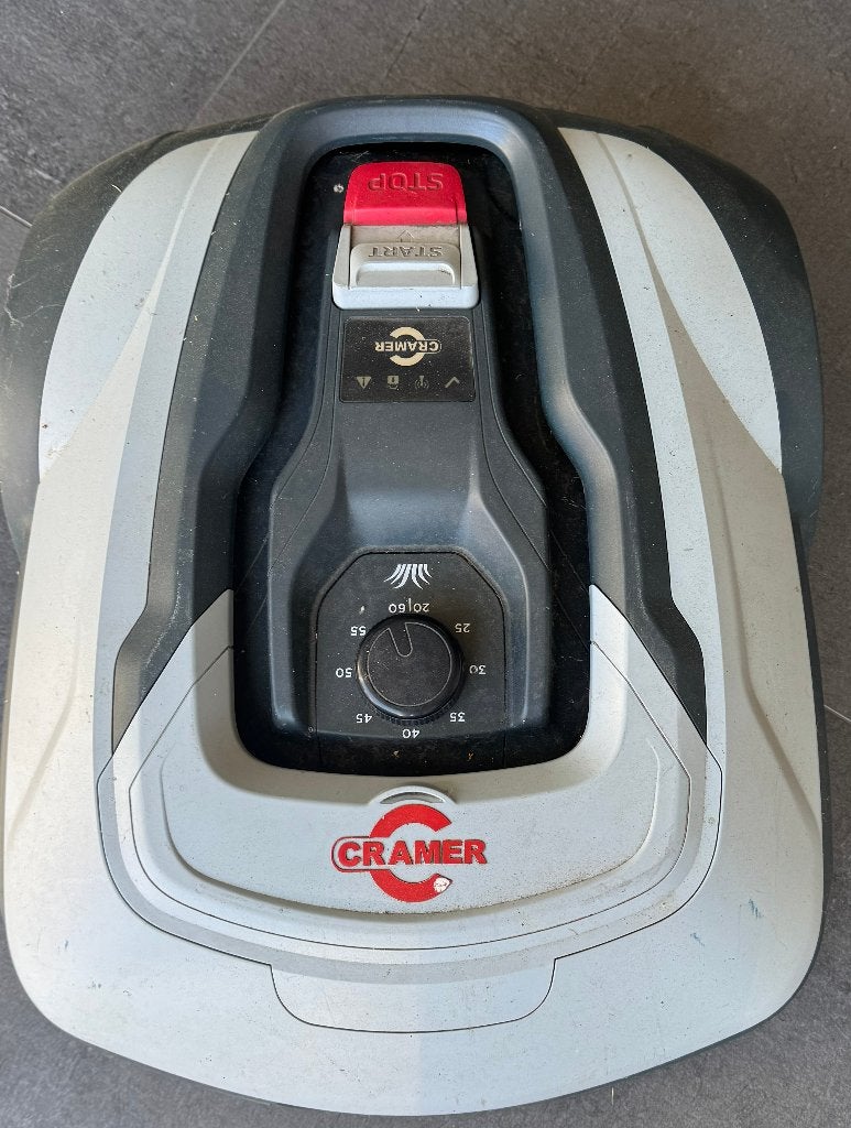CRAMER maairobot, Cramer, 20 à 25 cm, Utilisé, Enlèvement