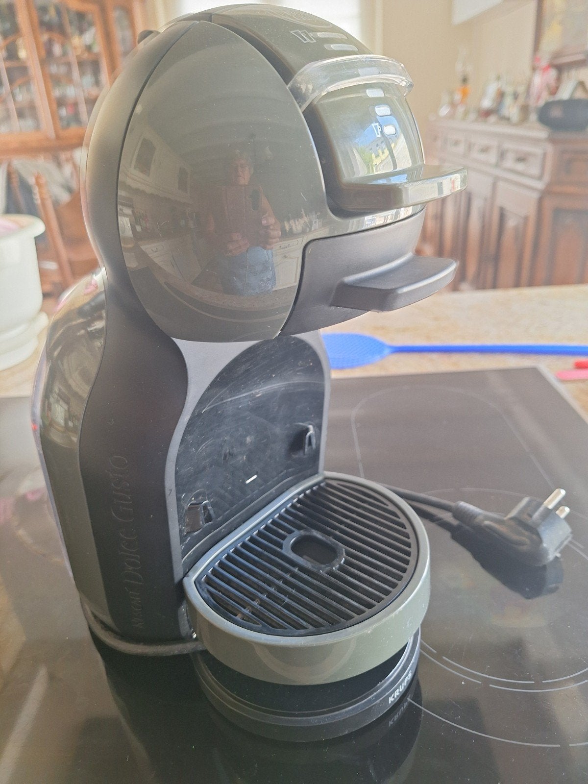 Krups Dolce Gusto Mini Me grijs Type KP120, Elektronische apparatuur, Koffiezetapparaten, Ophalen, Koffiemachine