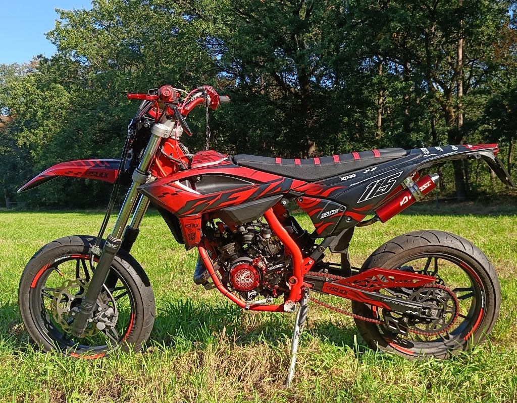 Beta 50 RR 2025 Red Machine (Met zeeer veel opties!!), 6 versnellingen, Zo goed als nieuw, 50 cc, Ophalen