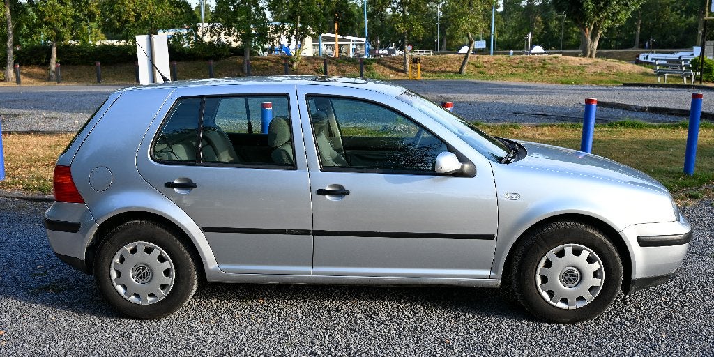 VW Golf Automaat, Auto's, 4 zetels, Stof, 4 cilinders, 1600 cc